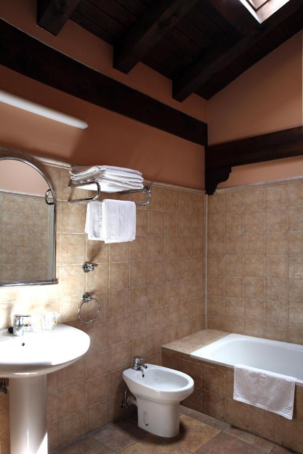 Hostal Trinkete Antxitonea Elizondo Buitenkant foto
